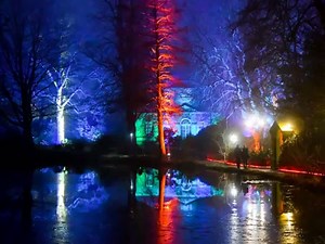 443 reactions · 153 shares | ✨Enchanted Weston Tickets are now on sale! ✨ Thursday 10th - Sunday 20th December Temple Wood will be alive with beautiful colours, magnificent projections and sparkling lighting for a magical illuminated walk. Our Enchanted Village will feature delicious street food and festive treats and gifts from our fabulous traders. Join us for a very special evening out this December. https://bit.ly/34wjvsx #WestonSparkle #EnchantedWeston | Weston Park | Facebook