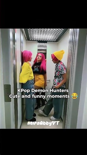 KPop Demon Hunters cute and funny moments 😂 pt32 #kpdh #kpop #kpopdemonhunters #cosplay #rumi #jinu