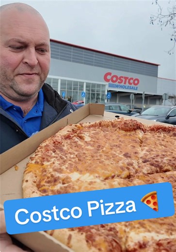 Costco Pizza Review: Is It Worth The Hype?