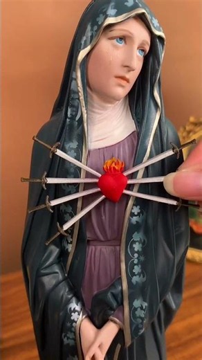 Our Lady of Sorrows – A Sacred Symbol of Compassion & Faith #catholicgifts #catholichomedecor