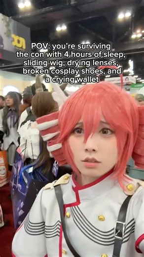 struggles of cosplaying at cons 🥲 | Kasane Teto Cosplay #teto #vocaloid #cosplay #hamucotton