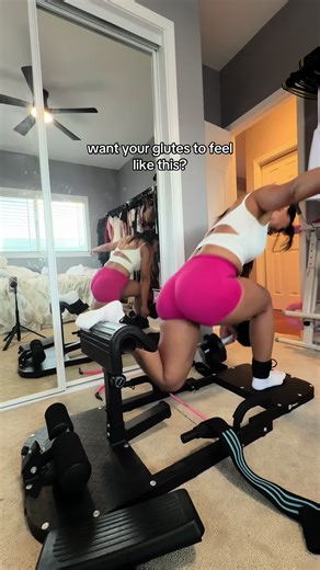 Try my Friday Gluteworkout routine that left my glutes toasted 🔥🍑I’m using the Gluteblast machine like always 💪🏽💕 if you want one, it’s in the orange cart. #glutesworkout #workoutroutine #athomeworkout #TikTokShopSpringGlowUp #creatorsearchinsights