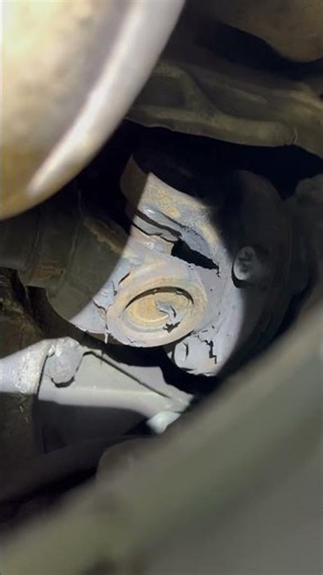 2006 Mercedes-Benz E350 Bad Front Driveshaft