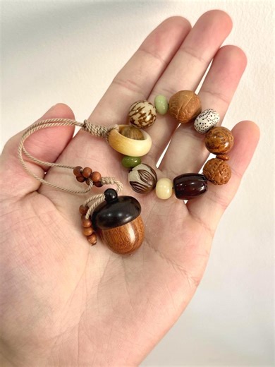 Handmade Wooden Acorn Keychain Pendant With Lucky Beads, Aromatic Sandalwood Scent, Cute Bag Charm, Car Charm, Gift for Nature Lovers - Etsy