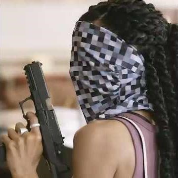 Los ladrones entraron al banco… pero no robaron ni un dólar#shorts #movierecap #crime