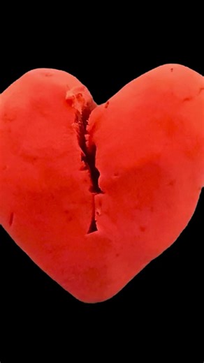 remove all distractions. #fyp #claymation #musicvideo #vibes #dark #asthetic