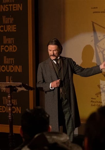 Murdoch Mysteries S13:E11 - Staring Blindly Into the Future