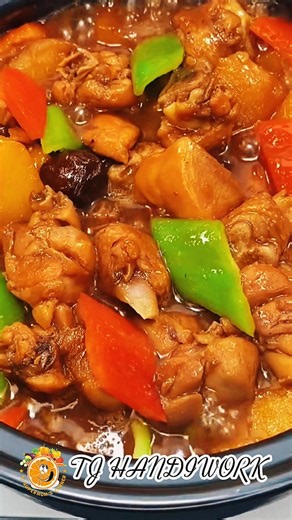 Is this the best way to cook chicken thighs? #chicken #cooking #delicious