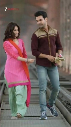 Living in a love that feels like poetry❤️🫶🏻 #Vaaroon #Romy #lovesong #trendingsong #shorts