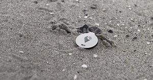 TrackR bravo is claimed to be the thinnest item-tracking device ever