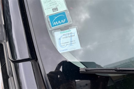 La vignette du contrôle technique est-elle encore obligatoire en 2025 ?