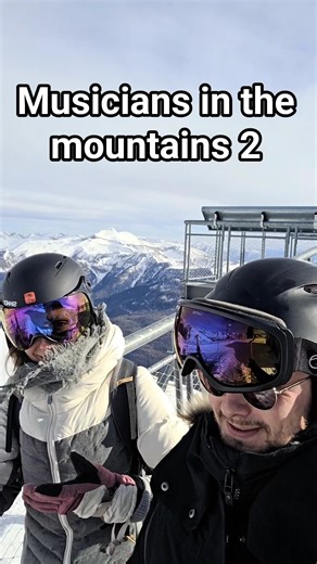 Musicians in the mountains #singer #guitar #isola #ski #anatalive