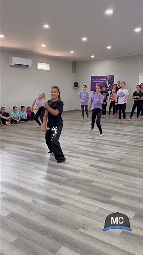 Hip-hop across the floor combo for intermediate dancers