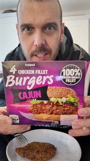 New Cajun chicken burgers in Iceland foods 😋 #chicken #Chickenburger #cajunchicken #crunchychicken #icelandfoods #newfood #newdoods | Jonny Adams