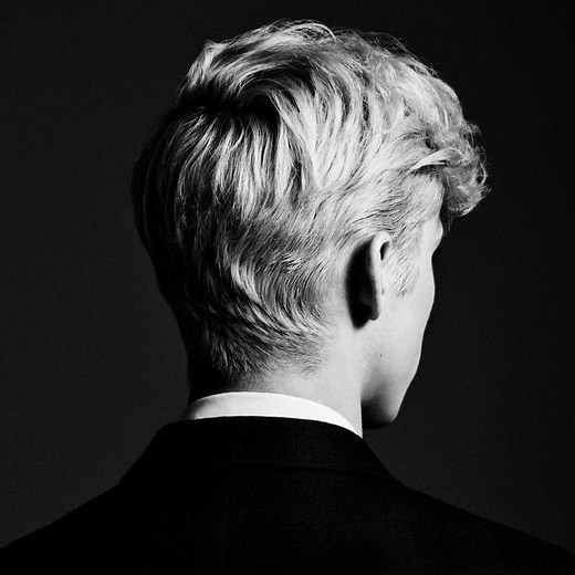 Troye Sivan – Lucky Strike