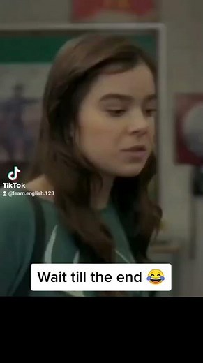 the edge of seventeen مترجم