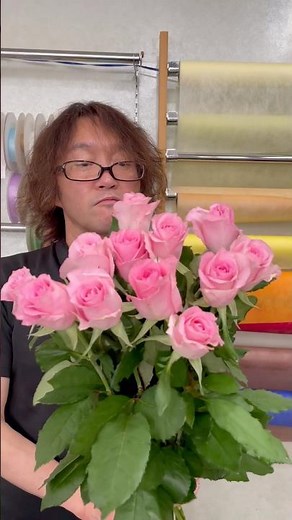 【A bouquet of only pink roses for an 18th wedding anniversary】ピンクのバラのみで束ねる18年目の結婚記念日の花束