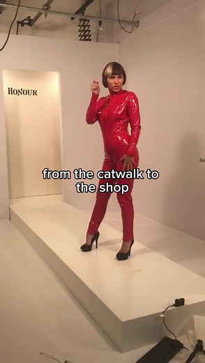 who doesn’t love a red PVC catsuit??? 😍 #pvc #alternativefashion #honourclothing