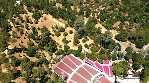 Get me to the Greek! See you tonight, LA! 🧡 | Norah Jones