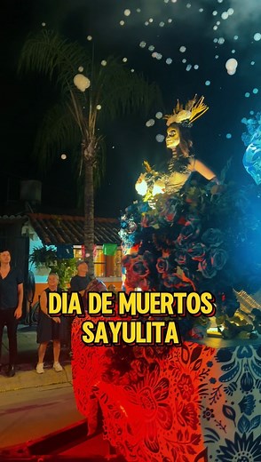 11K views · 141 reactions | Día de muertos en Sayulita #historia #Nayarit #DiaDeMuertos | Johan en el mapa | Facebook