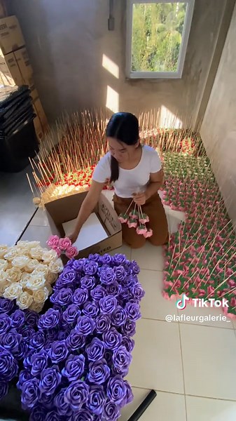 Handmade Ribbon Crafting: Create Beautiful Bouquets