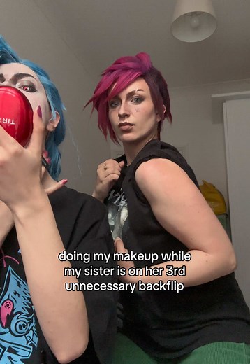 im getting flashbacks just from watching @Reyla @marty cipher #arcane #jinx #vi