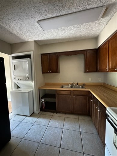 1644 Lake Calais Ct, Baton Rouge, LA 70808 - For Rent