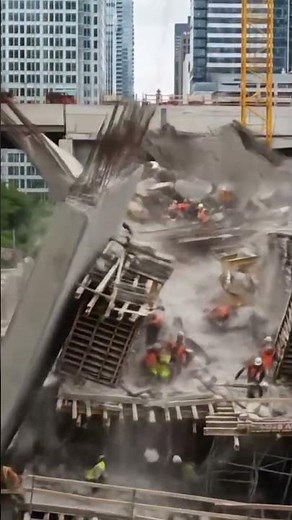 Horrifying Construction Collapse Caught on Camera!