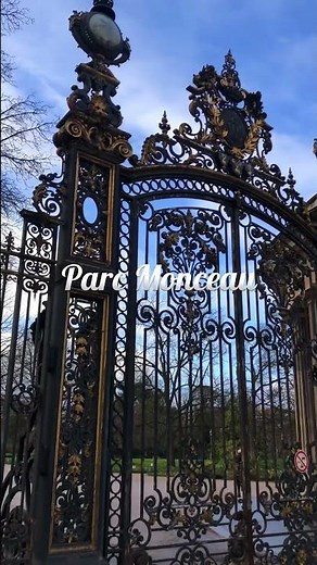 Parc Monceau Paris Walking Tour