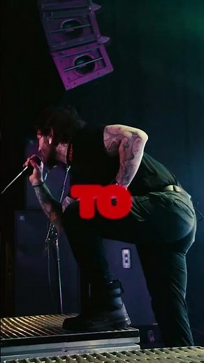 breaking out of these chains...to listen to Fame on Fire at Warped Tour ⛓️