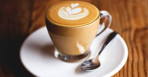 “Capuccino” ou “cappuccino”: qual é o certo? | Dúvidas de português