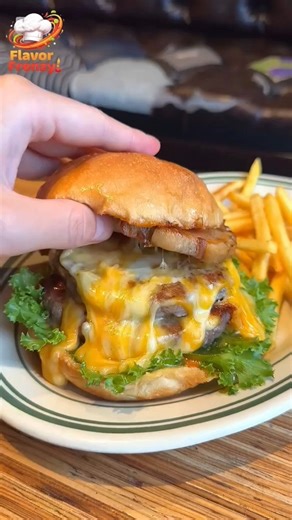 Homemade 🇺🇸Burger Bun & Crispy Fries 🍔🍟 Easy American Style Snack Recipe #cookingideas #usa #burger
