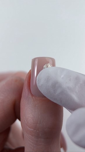 1.7K views · 76 reactions | Mesmerizing mirror powder for nails from the brand DARK ✨ How do you like this manicure? Would you do it for yourself? | Regina Nailart | Facebook