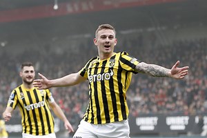 Brighton confirm loan departure of 6-cap European Championship record-breaker