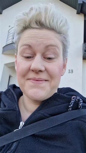 411K views · 3K reactions | Część 1 #vlog, w ktorym Alexander nie chce isc do szkoly i z tygodnia rozne urywki #dailyvlog #duzarodzina #wielodzietni #rodzinaclarke #wieloraczki | RodzinaClarke | Facebook