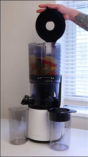 Your 2025 daily glow-up is served! 🌞 #canoly #canolyjuicer