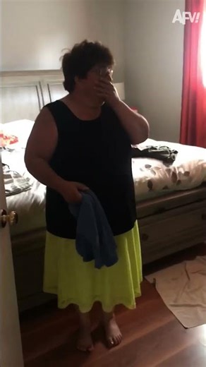 These screams are scarier than the pranks! 🤣