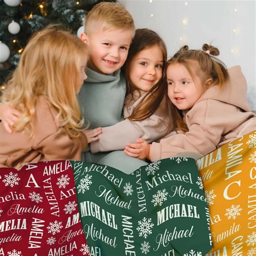 Cozy up this winter with a personalized blanket ❄️! • Charming snowflakes and name/initial • Perfect for keeping little ones warm & toasty Add a magical touch to their space. ✨ | Callie Gifts