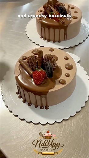 Amazing Chocolate Drip Cake Decoration! 🎂🍫 #cakedecorating #cakeart #bakinggoals #satisfying