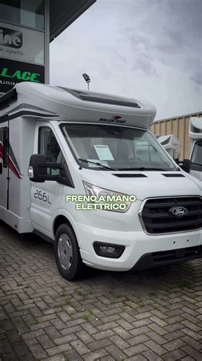 Letto nautico, 5 posti letto, full optional da capo a piedi.