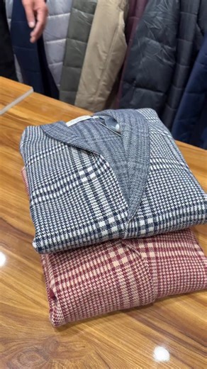 H.S.GULALL | Stay cozy, stay stylish ✨ FLAT 40% OFF on our Winter Shrugs This winter, layer it right 🤍 #WinterLooks #ShrugLove #Flat40PercentOff... | Instagram