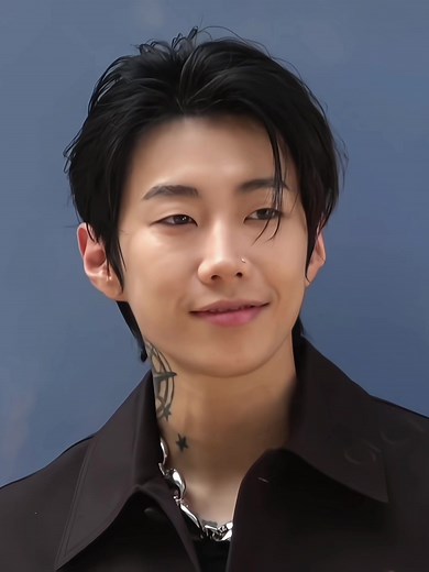 The Truth Behind Your Face: Understanding Facial Expressions 🐺