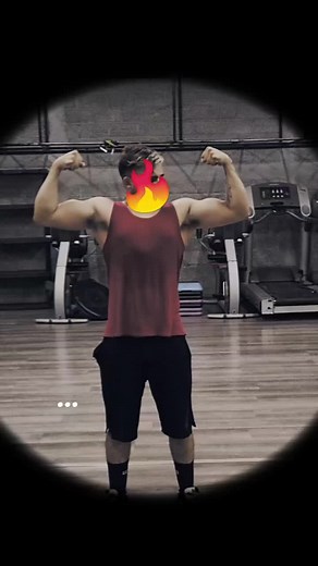 Muscle Flexing Workout Routine in the Gym