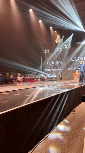 Runway Walks by L'Oreal Paris: A Fun Twist