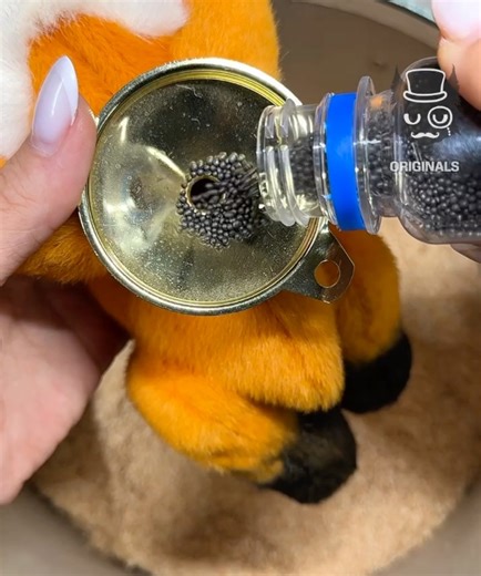 732K views · 5.7K reactions | Adorable handcrafted Gipsy Fox plushie 力凉淋 | Simple | Facebook