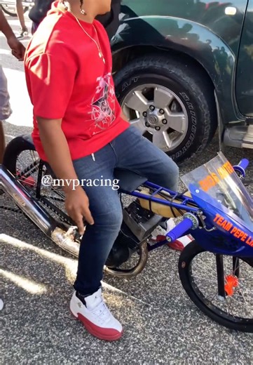 Power and Speed of the Suzuki AX100 in Racing