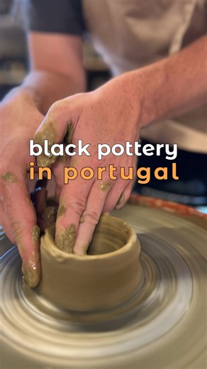🇵🇹 Have you ever tried making your own pottery… next to a local who’s been doing it his whole life? Every time we visit Manuel, he shows us how black pottery is still made here - by hand, with fire, and with a method passed down through generations. No studio, no fancy setup… just clay, smoke, and a lot of laughs. We shape our pieces, get messy, and somehow always leave with more than pottery — we leave with a moment we’ll remember. 💛 #visitportugal #blackpottery #potteryportugal #localexperi