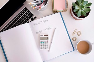 How To Become A Voice Over Actor - Find Voice Acting Jobs Today!