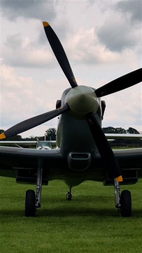 Emma :) on Instagram: "Catching a Spitfire flame-up is like seeing a unicorn sneeze… Doesn’t happen often, but when it does, you never forget it 🦄🔥 #spitfire #spitfires #merlinmagic #vintageaviation #vintageaircraft #warbirdsofinstagram #vintagewarbirds #avgeek #historicalaircraft #planesofww2 #aviationdaily #aviationspotters #groundcrew #aerolegends #girlonthewingg"
