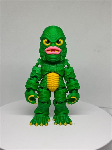 Creature Black Lagoon Flexi Figurine | Articulated Horror Monster Desk Toy